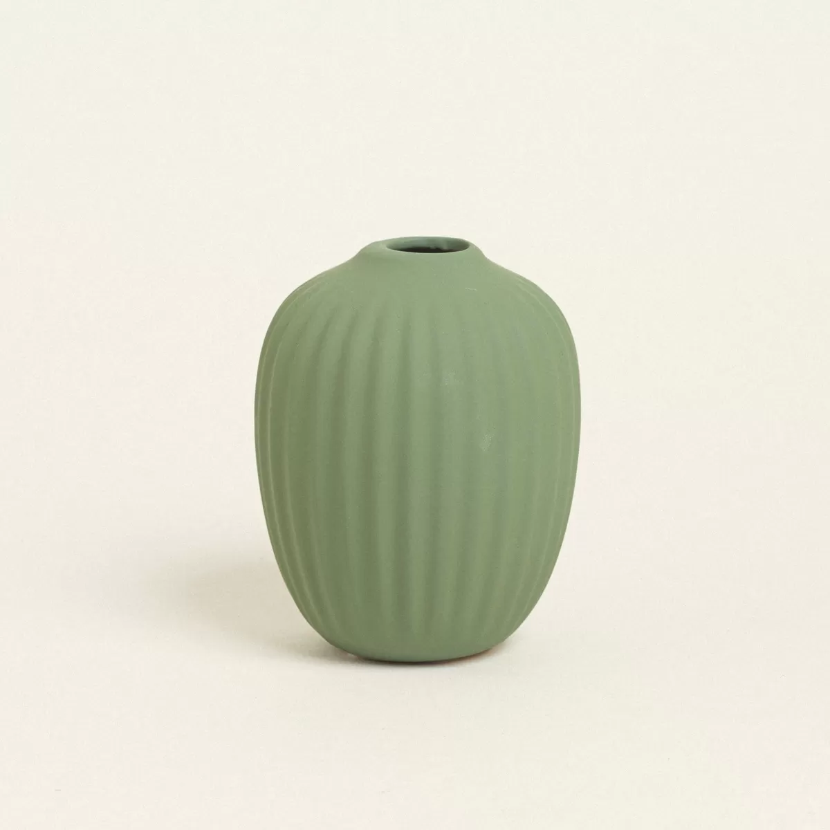 ΒΑΖΟ ΡΙΓΕ 8 x 10 cm ΧΑΚΙ