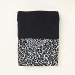 ΠΕΤΣΕΤΑ ΜΑΥΡΗ 80 x 160 cm  ΑΣΠΡΟΜΑΥΡΟ ΛΕΟΠΑΡ