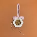 ΚΡΕΜΑΣΤΟ ΠΟΛΥΓΩΝΟ ΚΕΡΑΜΙΚΟ ΜΕ PLEXI MY 1st CHRISTMAS ΡΟΖ