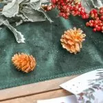 6 κουκουνάρια ματ χρυσό περίπου 5 cm