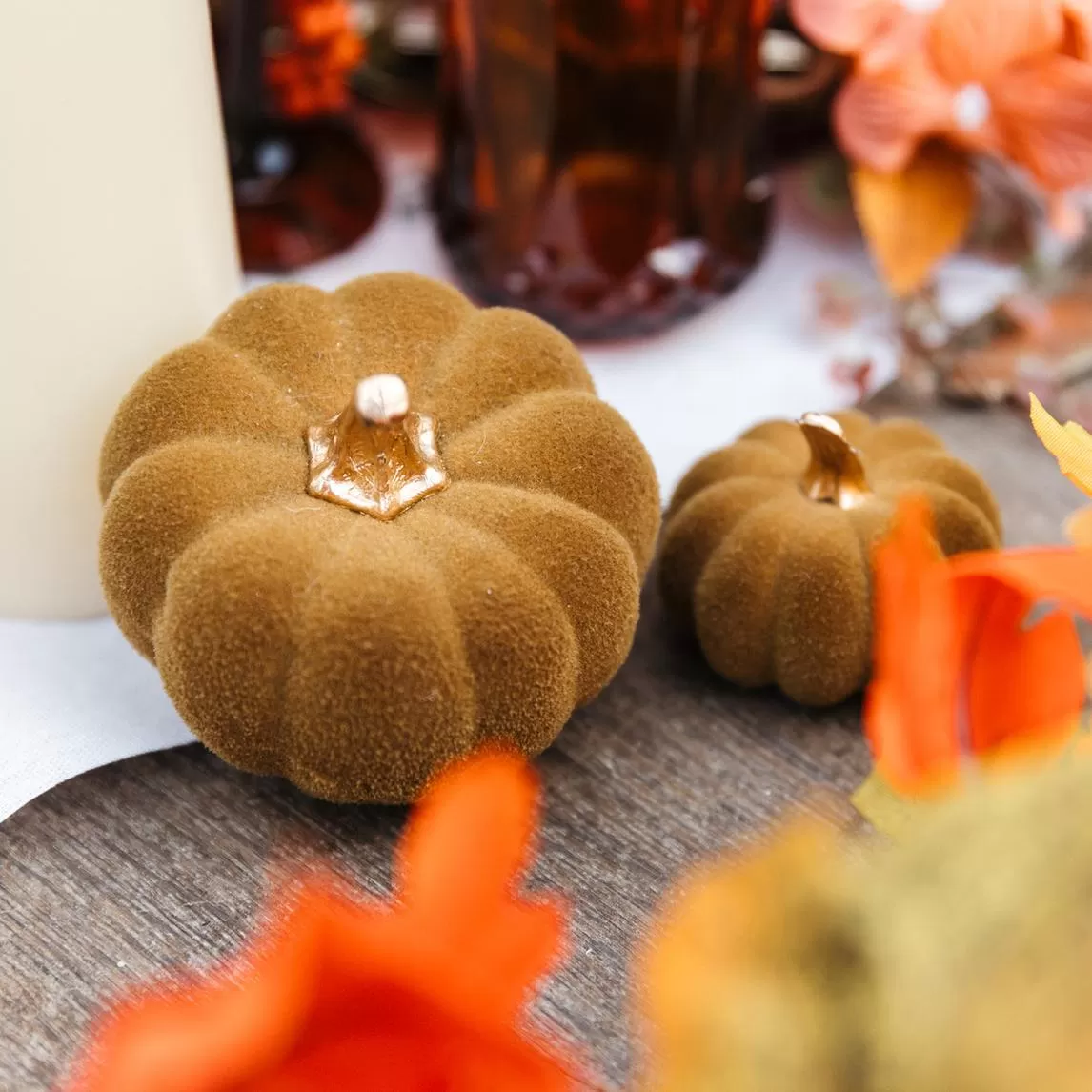 Κολοκύθα βελούδινη Λαδί με χρυσό Ø9 x 7 cm